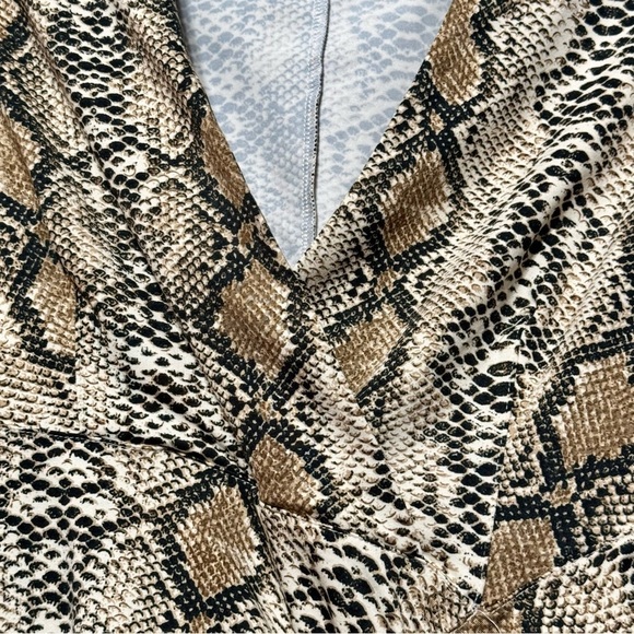 SEE AND BE SEEN Ruched Snake Reptile Print Surplice Neckline Bodycon Dress - Picture 4 of 8